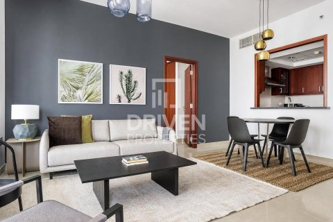 Apartment in 29 Burj Boulevard, Downtown Dubai (Downtown Burj Dubai), Dubai 1 bedroom, 77.85 sq.m. № 141068 - photo 2