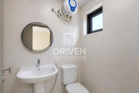 Снять в аренду виллу в Умм-Сукейме, Дубай: 4 спальни, 408.31м², № 128425 - фото 20