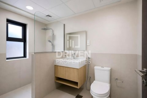 Снять в аренду виллу в Умм-Сукейме, Дубай: 4 спальни, 408.31м², № 128425 - фото 16