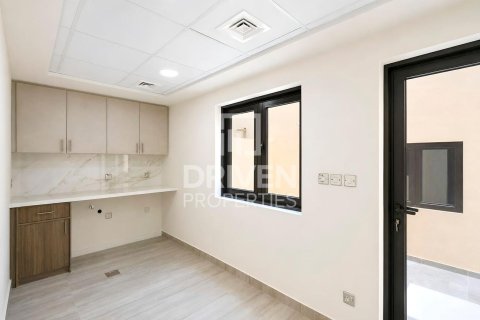 Снять в аренду виллу в Умм-Сукейме, Дубай: 4 спальни, 408.31м², № 128425 - фото 10