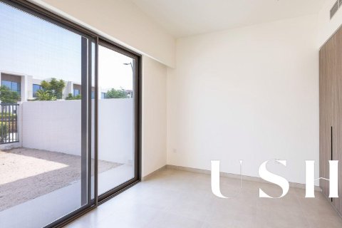 Villa in The Valley, Dubai 4 bedrooms, 255 sq.m. № 46696 - photo 27