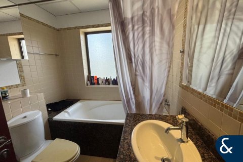 Apartamento en Jumeirah Beach Residence, Dubai, 1 dormitorio, 71 m², № 91319 - foto 8