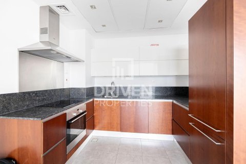 Снять в аренду квартиру в Sheikh Zayed Road, Дубай: 1 спальня, 80.36м², № 128423 - фото 6