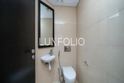 Apartment in Jumeirah Lake Towers, Dubai 1 bedroom, 120 sq.m. № 46234 - photo 15