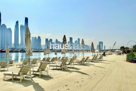 Apartment in EMAAR Beachfront, Dubai Harbour, Dubai 3 bedrooms, 184 sq.m. № 43354 - photo 3