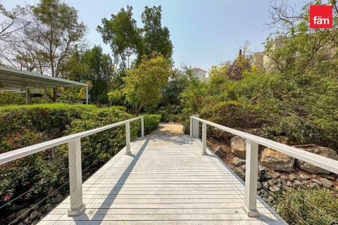 Land in Al Barari, Dubai 1132.2 sq.m. № 141804 - photo 7