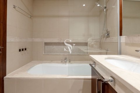 Appartement à Downtown Dubai (Downtown Burj Dubai), Dubai, 3 chambres, 169 m², № 105587 - photo 11