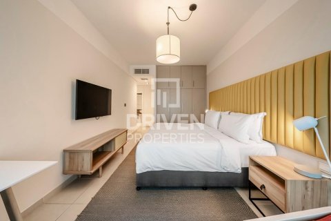 Снять в аренду квартиру в Sheikh Zayed Road, Дубай: 3 спальни, 147.9м², № 129112 - фото 7