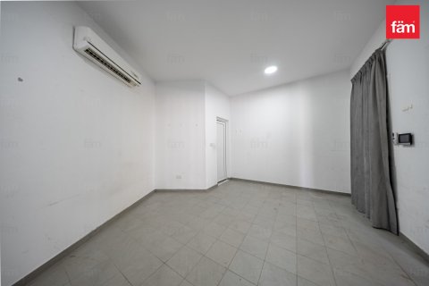 Villa in Al Barsha, Dubai 5 bedrooms, 1122 sq.m. № 112434 - photo 14