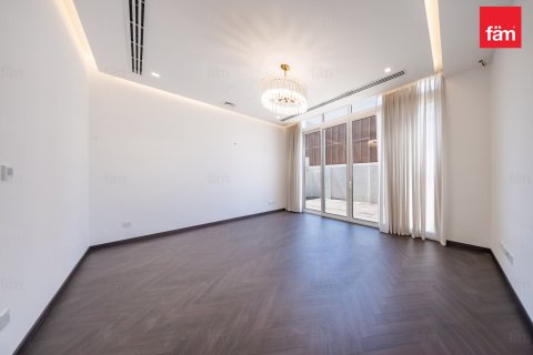 Villa in Al Barsha, Dubai 5 bedrooms, 1122 sq.m. № 112434 - photo 5
