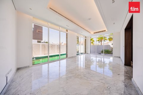 Villa in Al Barsha, Dubai 5 bedrooms, 1122 sq.m. № 112434 - photo 4