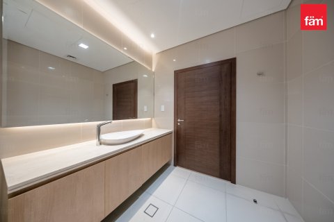 Villa in Al Barsha, Dubai 5 bedrooms, 1122 sq.m. № 112434 - photo 17