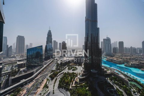 Снять в аренду квартиру в The Address Residences Dubai Opera, Даунтаун Дубай (Даунтаун Бурдж Дубай), Дубай: 2 спальни, 114.18м², № 127945 - фото 2