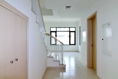 Townhouse in Mira Oasis, Reem, Dubai 3 bedrooms, 220 sq.m. № 132737 - photo 3