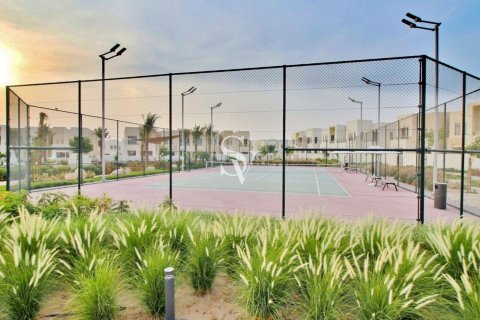 Townhouse in Mira Oasis, Reem, Dubai 3 bedrooms, 220 sq.m. № 132737 - photo 12