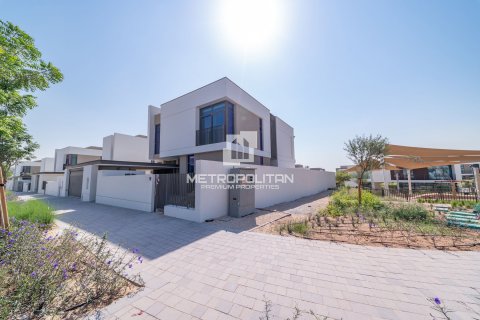 Villa à Al Furjan, Dubai, 4 chambres, 402 m², № 73817