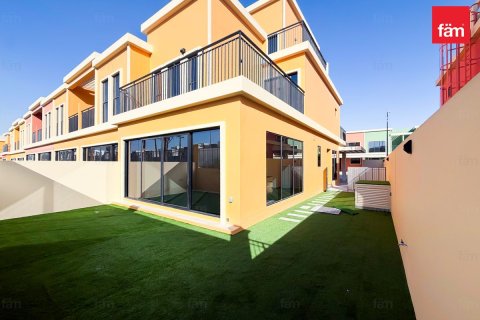 Maison de ville à Dubai, 5 chambres, 219.5 m², № 113751