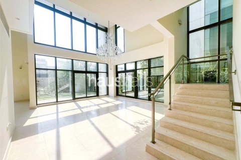 Villa à Meydan, Dubai, 6 chambres, 562 m², № 43284
