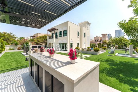 Villa in Jumeirah Village Triangle, Dubai 3 bedrooms, 278 sq.m. № 43440