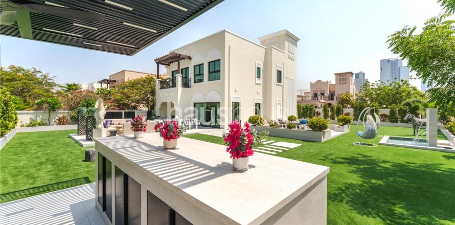 Villa en Jumeirah Village Triangle, Dubai, 3 dormitorios, 278 m², № 43440