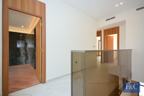 Townhouse in Jumeirah Golf Estates, Dubai 3 bedrooms, 139 sq.m. № 103792 - photo 19