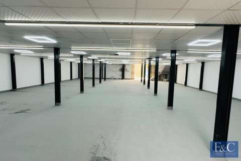 Almacén en Al Quoz Industrial Area, Al Quoz, Dubai, 635 m², № 103790 - foto 3