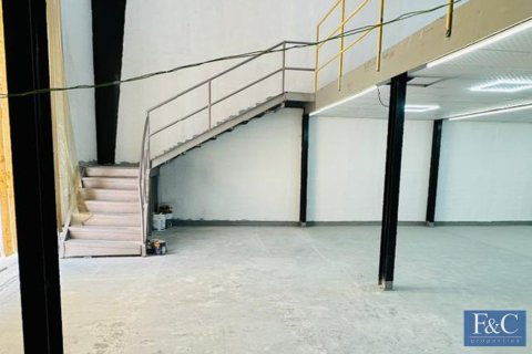 Almacén en Al Quoz Industrial Area, Al Quoz, Dubai, 635 m², № 103790 - foto 8
