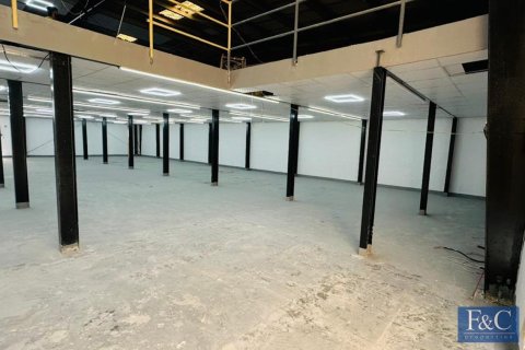 Almacén en Al Quoz Industrial Area, Al Quoz, Dubai, 635 m², № 103790 - foto 10