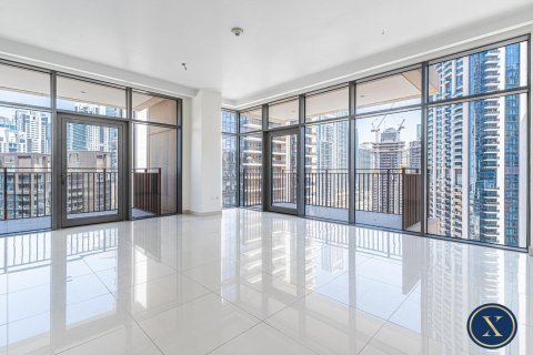 Apartment in BLVD Crescent, Downtown Dubai (Downtown Burj Dubai), Dubai 2 bedrooms, 155 sq.m. № 45528