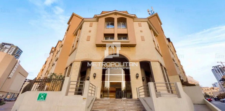 Apartment in Diamond Views, Jumeirah Village Circle, Dubai 3 bedrooms, 250 sq.m. № 73528
