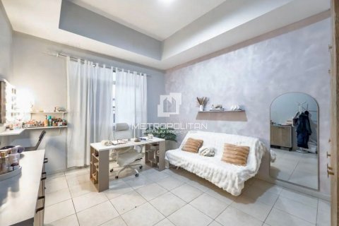 Apartment in Diamond Views, Jumeirah Village Circle, Dubai 3 bedrooms, 250 sq.m. № 73528 - photo 11