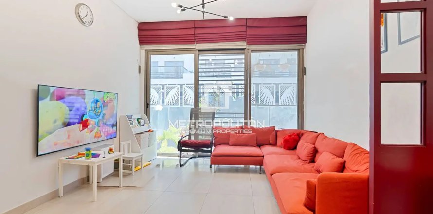 Apartamento en Jumeirah Village Circle, Dubai, 1 dormitorio, 106 m², № 73518
