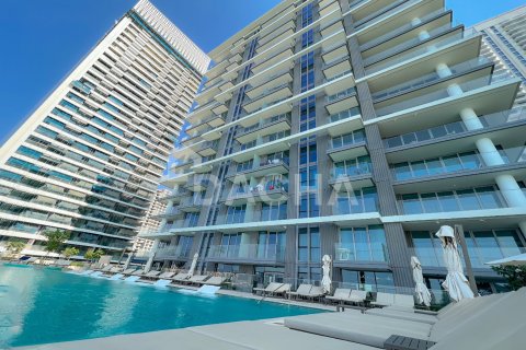 شقة في EMAAR Beachfront, Dubai Harbour, دبي 1غرف نوم, 71 م² رقم 110429 - صورة 2