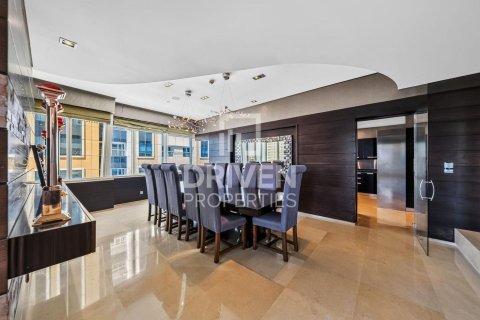 Снять в аренду квартиру в Дубай Марине, Дубай: 4 спальни, 586.03м², № 129665 - фото 24