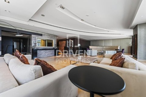Снять в аренду квартиру в Дубай Марине, Дубай: 4 спальни, 586.03м², № 129665 - фото 21