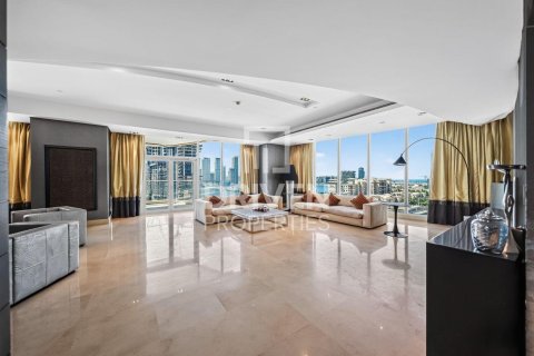 Снять в аренду квартиру в Дубай Марине, Дубай: 4 спальни, 586.03м², № 129665 - фото 19