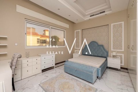 Villa à Meydan, Dubai, 5 chambres, 1140.9 m², № 52715 - photo 22