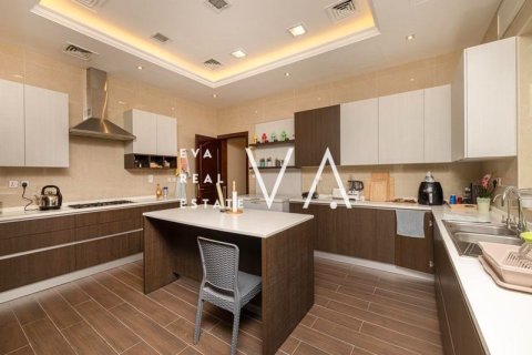 Villa à Meydan, Dubai, 5 chambres, 1140.9 m², № 52715 - photo 13