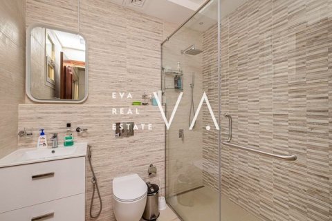 Villa à Meydan, Dubai, 5 chambres, 1140.9 m², № 52715 - photo 17