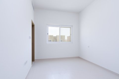 Adosado en Villanova, Dubai Land, Dubai, 3 dormitorios, 178.37 m², № 1156 - foto 4