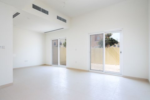 Adosado en Villanova, Dubai Land, Dubai, 3 dormitorios, 178.37 m², № 1156 - foto 10