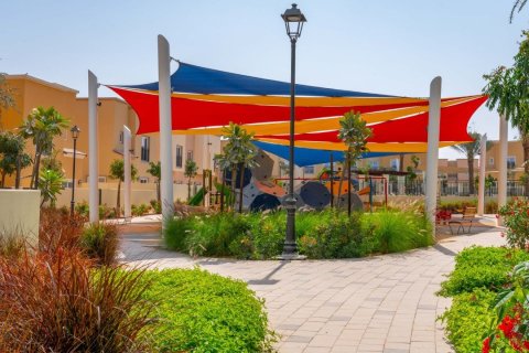 Adosado en Villanova, Dubai Land, Dubai, 3 dormitorios, 178.37 m², № 1156 - foto 5