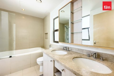 Townhouse in Reem, Dubai 3 bedrooms, 235.4 sq.m. № 141324 - photo 12