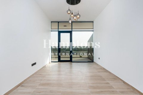 Apartment in Dubai Studio City, Dubai 1 bedroom, 64.49976581 sq.m. № 141714 - photo 5