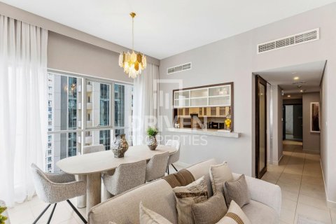 شقة في Boulevard Central Towers, وسط مدينة دبي, دبي 2 غرف نوم, 122.91 م² رقم 136899 - صورة 2