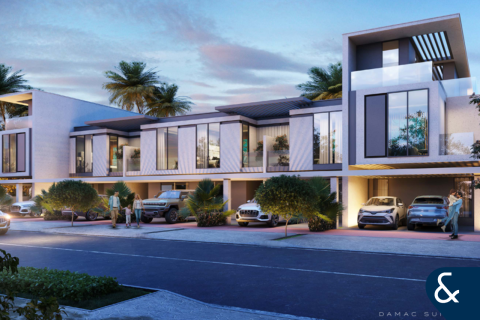 Townhouse in Dubai Land, Dubai 4 bedrooms, 215 sq.m. № 98329