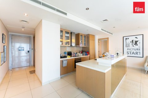 Apartment in Business Bay, Dubai 3 bedrooms, 178.2 sq.m. № 112808 - photo 7