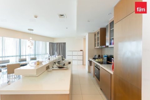 Apartment in Business Bay, Dubai 3 bedrooms, 178.2 sq.m. № 112808 - photo 12