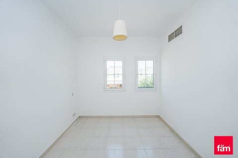 Townhouse in Dubai 3 bedrooms, 255 sq.m. № 112807 - photo 8