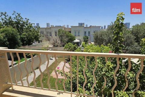 Townhouse in Dubai 3 bedrooms, 255 sq.m. № 112807 - photo 2